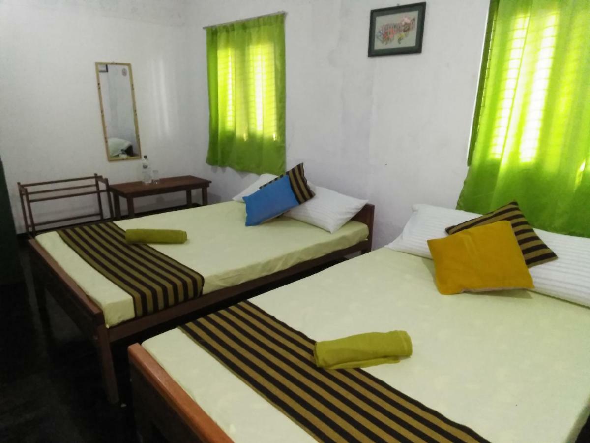 Udawalawe Wildlife & Nature Protection Bungalow ภายนอก รูปภาพ